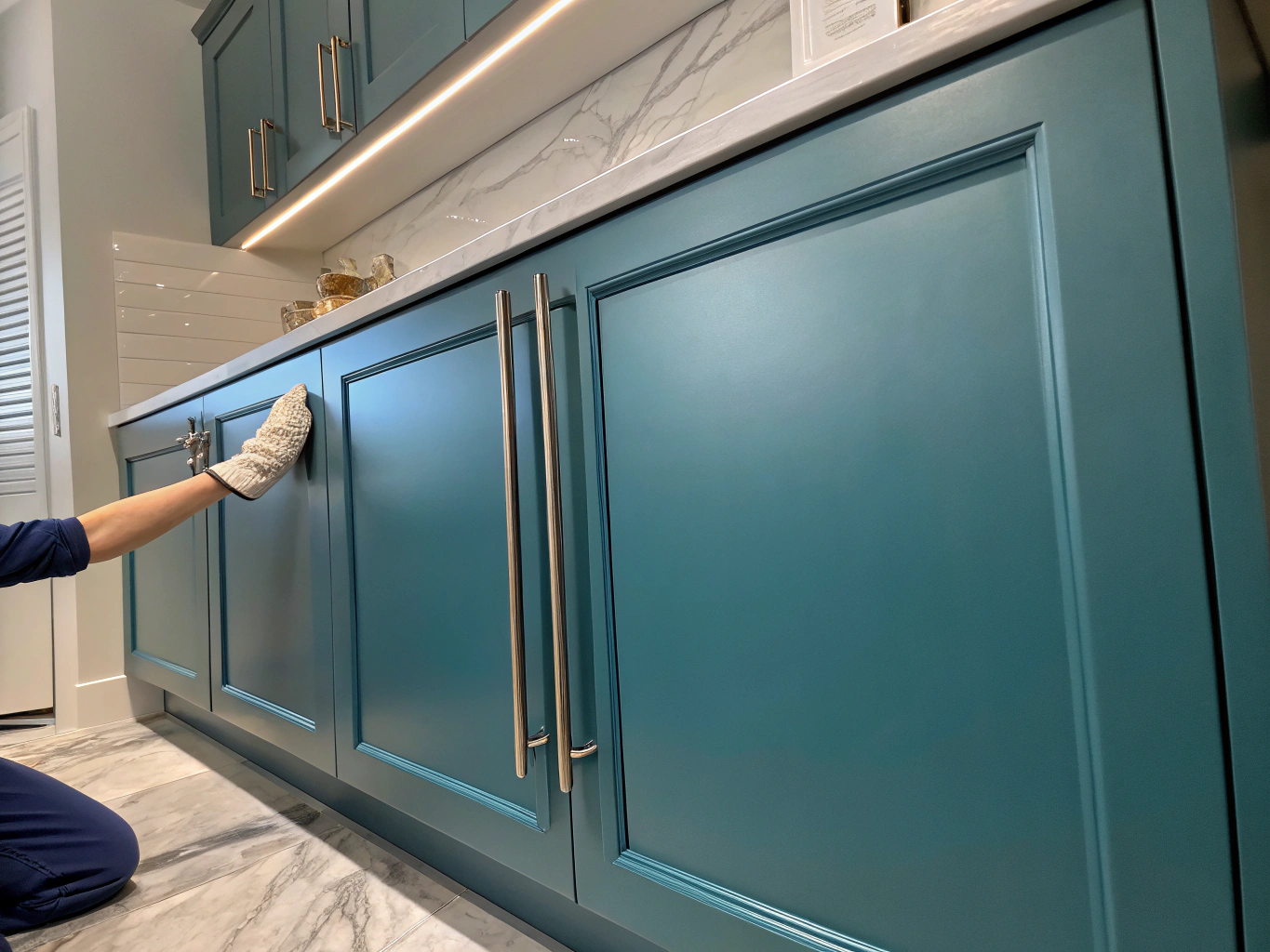 Kitchen with refaced shaker cabinet doors and brushed nickel hardware, Roswell, GA